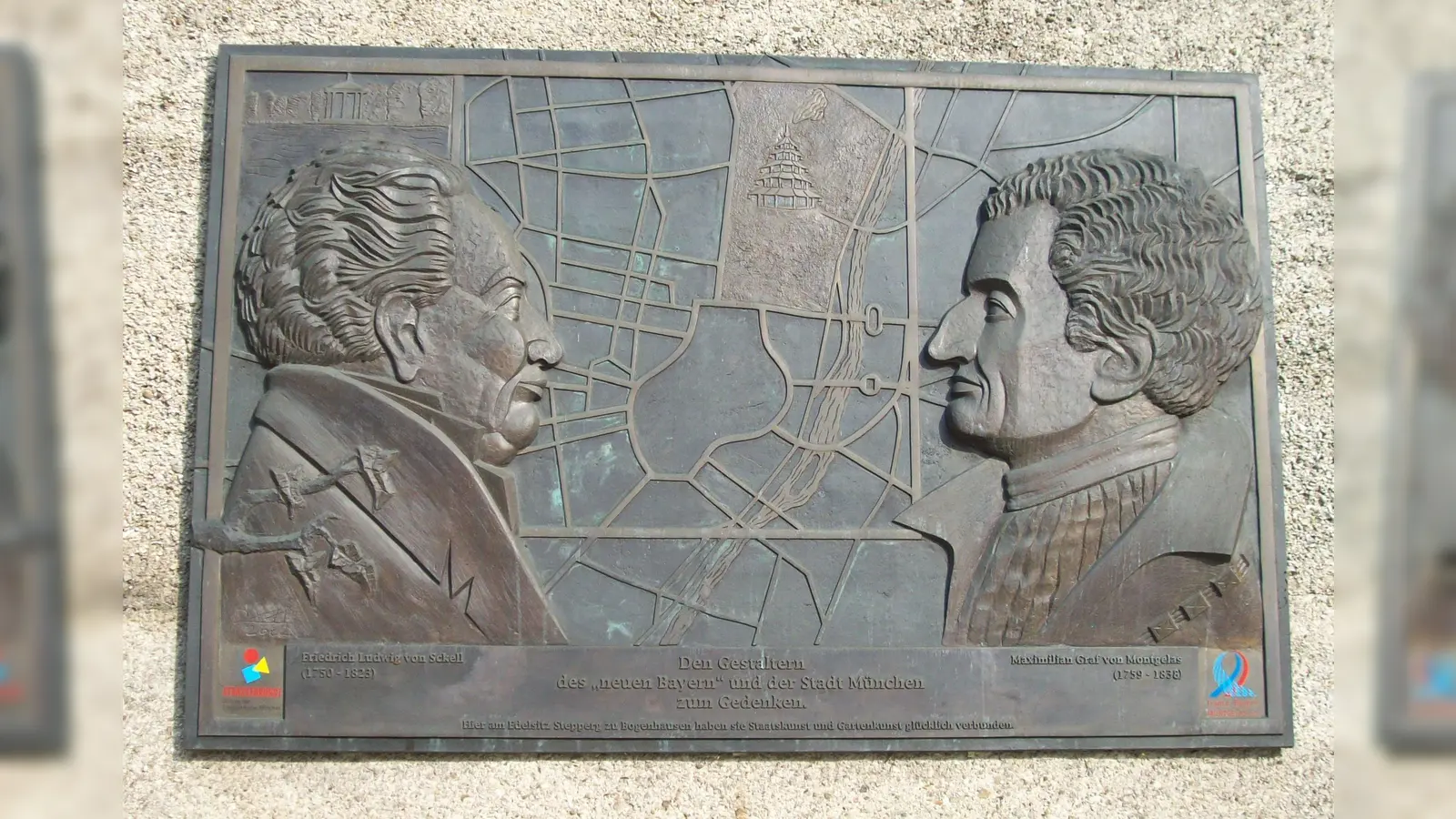 Friedrich Ludwig von Sckell (links) ist neben Maximilian Graf von Montgelas auf einer Gedenktafel am Bundesfinanzhof in Bogenhausen zu sehen. (Foto: Archiv)