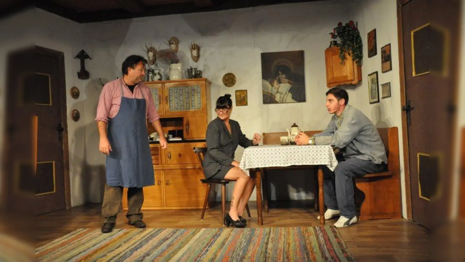 Wie sieht die Zukunft aus? Ralph Koschier, Katja Froschauer und Andi Janker spielen. (Foto: pi)