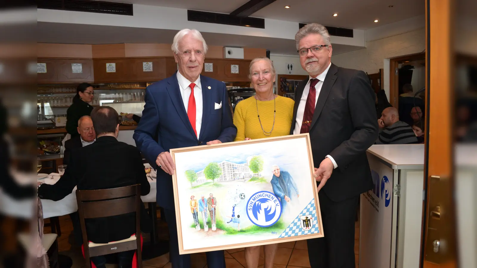 Ehrenvorsitzender Norbert Kreitl, Ehrenmitglied Gerlinde Lehmpfuhl und 1. Vorsitzender Kurt Damaschke (Foto: ar)