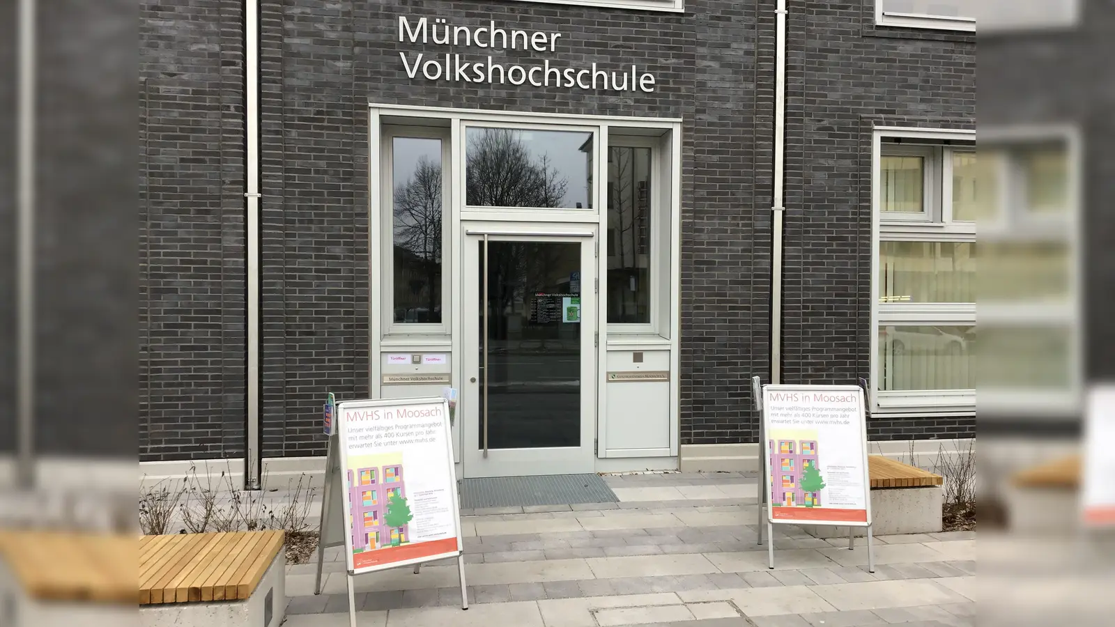 Die MVHS Moosach in der Baubergerstraße 6a mit offenem Programm, erschwinglich für jeden Geldbeutel. (Foto: Daniel Mielcarek)