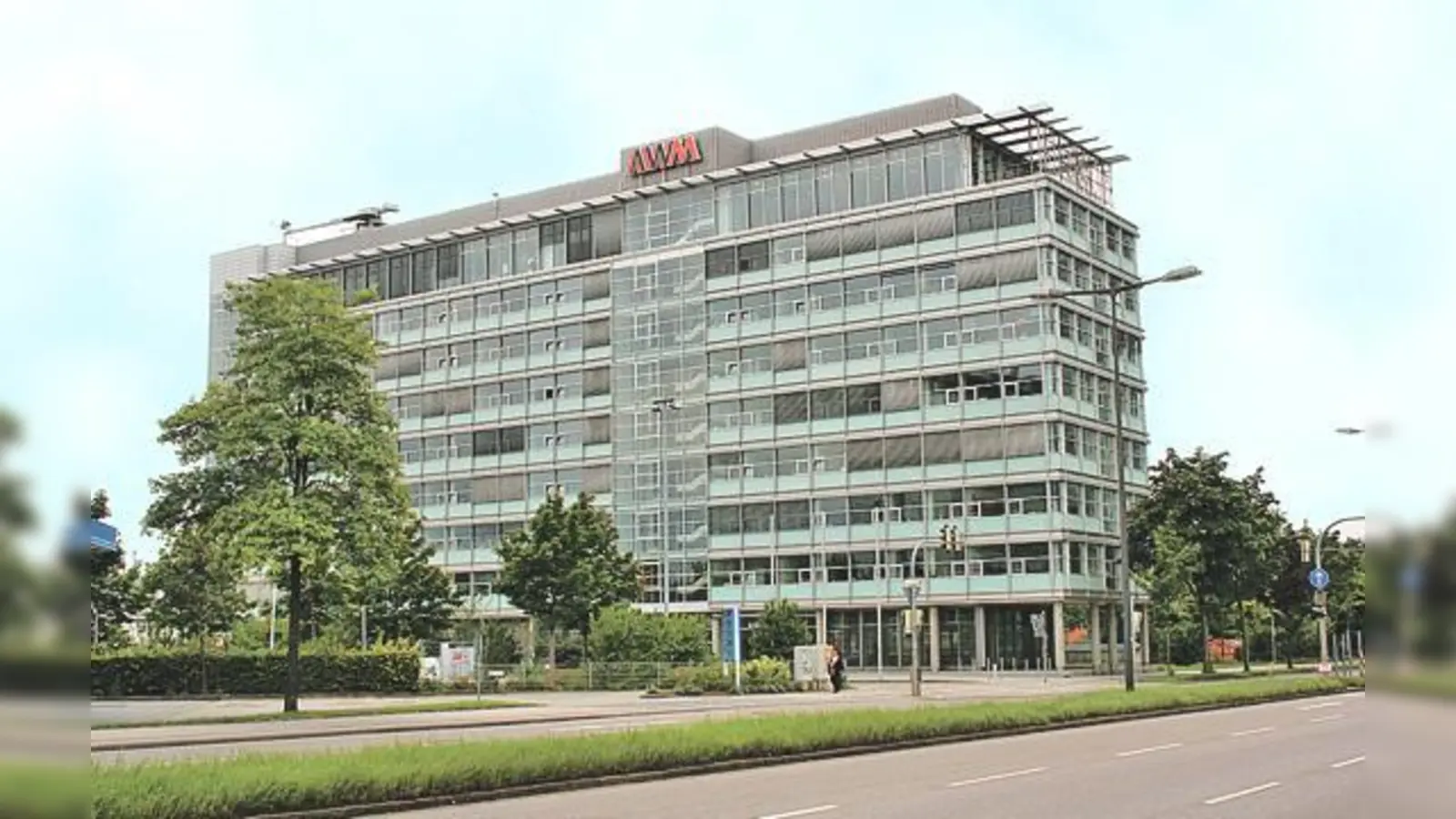 Die Zentrale des Abfallwirtschaftsbetriebes am Georg-Brauchle-Ring.	 (Foto: ws)