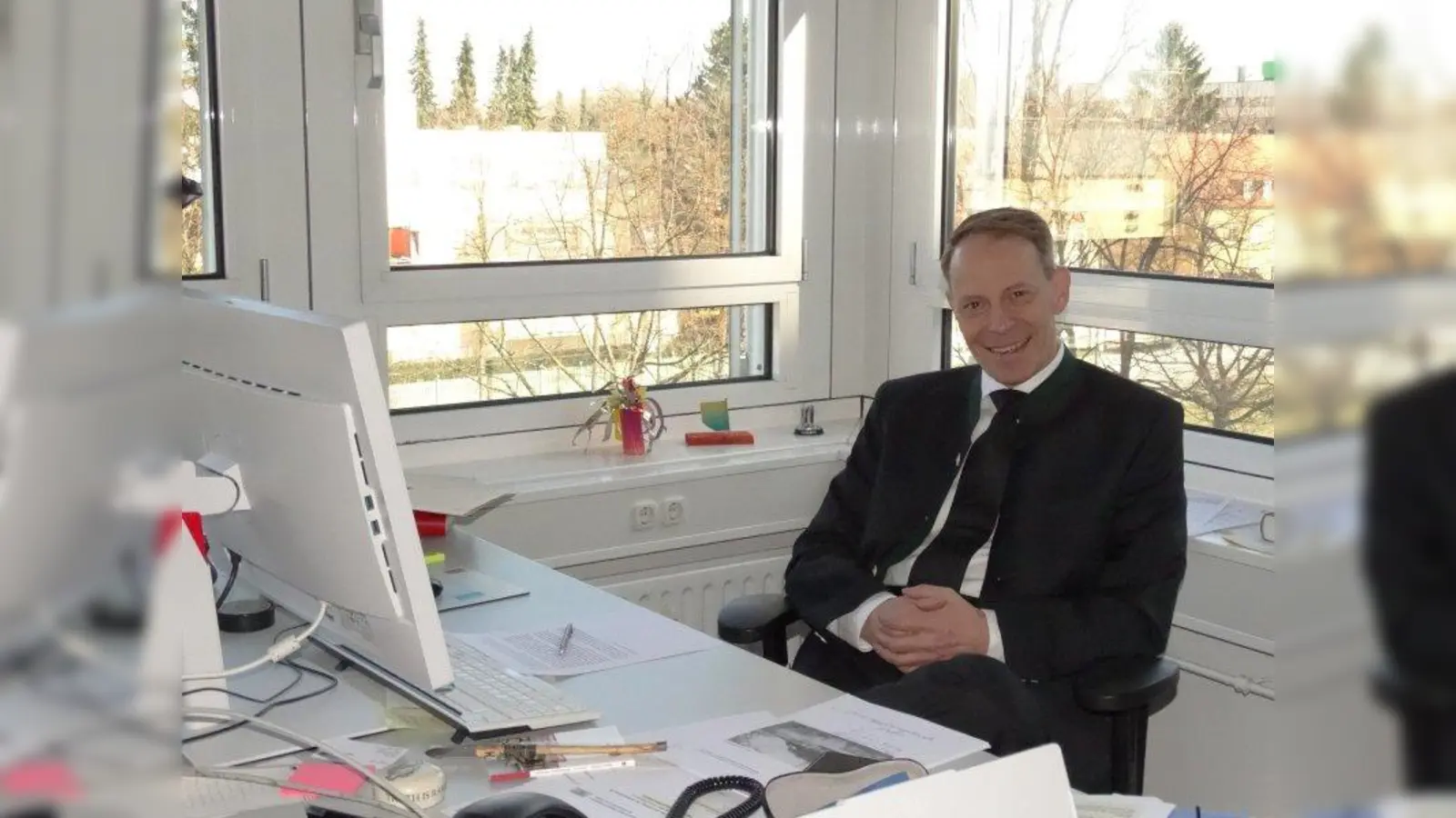 Rupert Grübl in seinem Büro am Arabellapark. Er hat Anfang des Jahres die Nachfolge von Harald Parrigger angetreten. (Foto: tab)