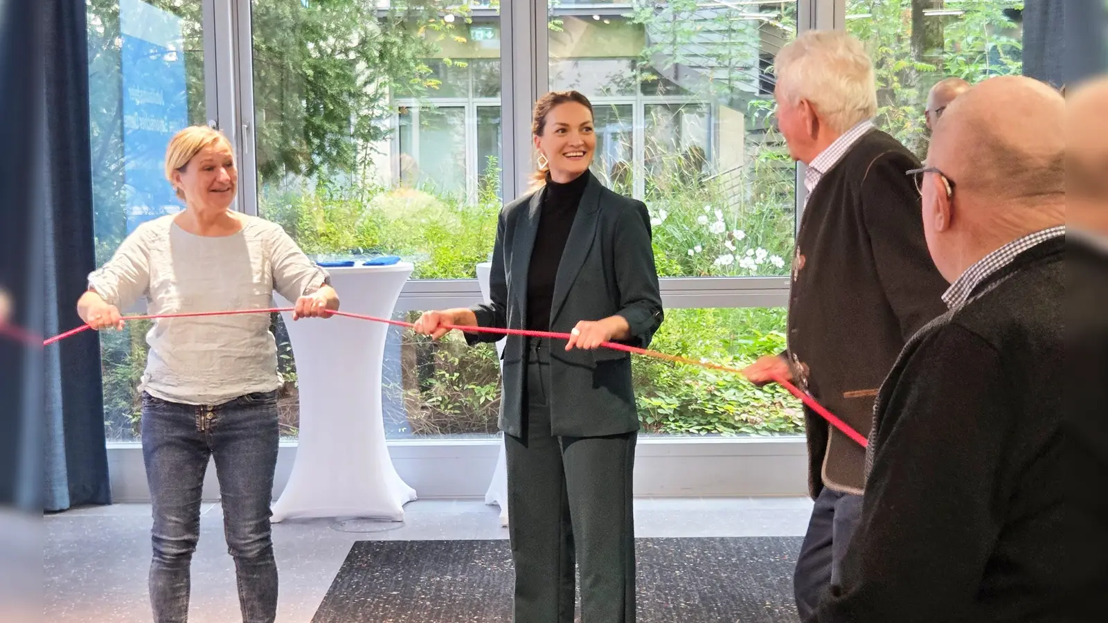 Das Bayerische Staatsministerium für Gesundheit, Pflege und Prävention lud die Bewegungsgruppe zur Jubiläumsfeier des Bayerischen Demenzpakts ein. (Foto: StMGP)