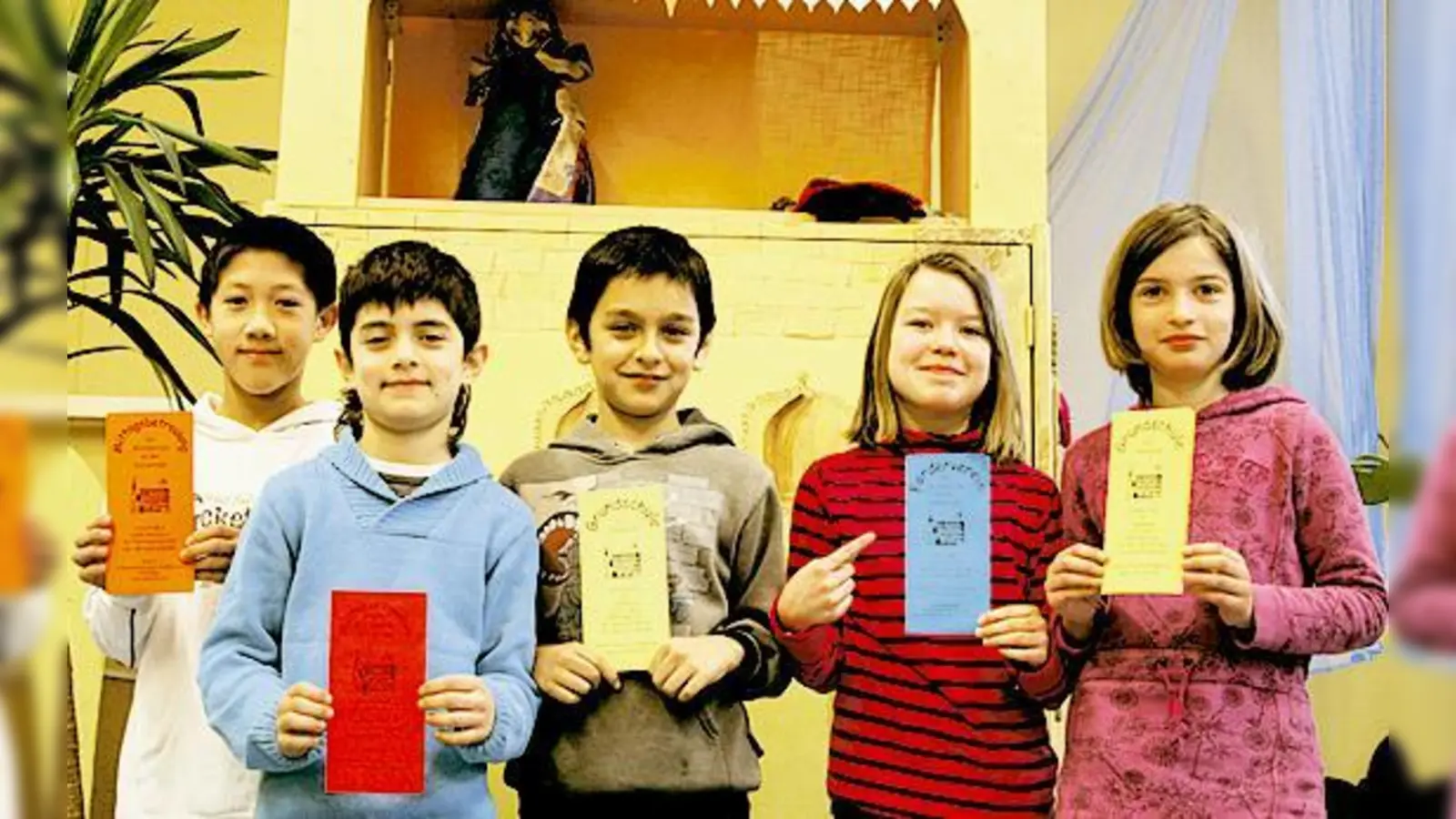 Tian, Ismail, Sandro, Laura und Hannah-Claire  (v. l.) finden die Tagesheimschule prima.   (Foto: mst)