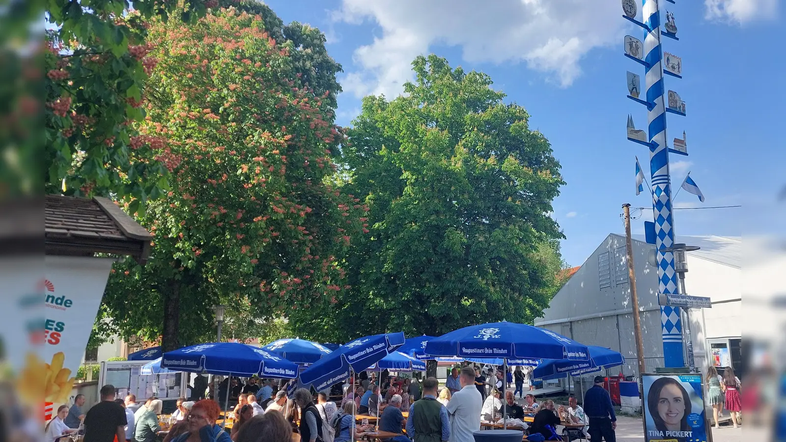 Einfach gemütlich: das Maifest auf dem Moosacher St.-Martins-Platz. (Archivbild: bas)