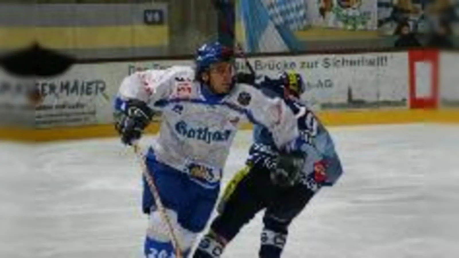 Schussstarker und  torgefährlicher Verteidiger - Thomas Vogl.  (Foto: maho)