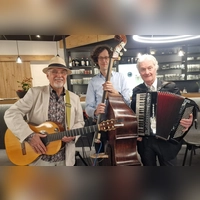 Klaus Timmer, Christoph Vilsmeier und Thomas Mauerberger spielen italienische Schlager. (Foto: Radio Canta Con Noi)