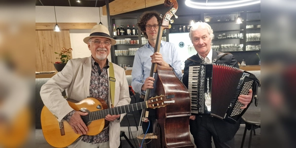 Klaus Timmer, Christoph Vilsmeier und Thomas Mauerberger spielen italienische Schlager. (Foto: Radio Canta Con Noi)