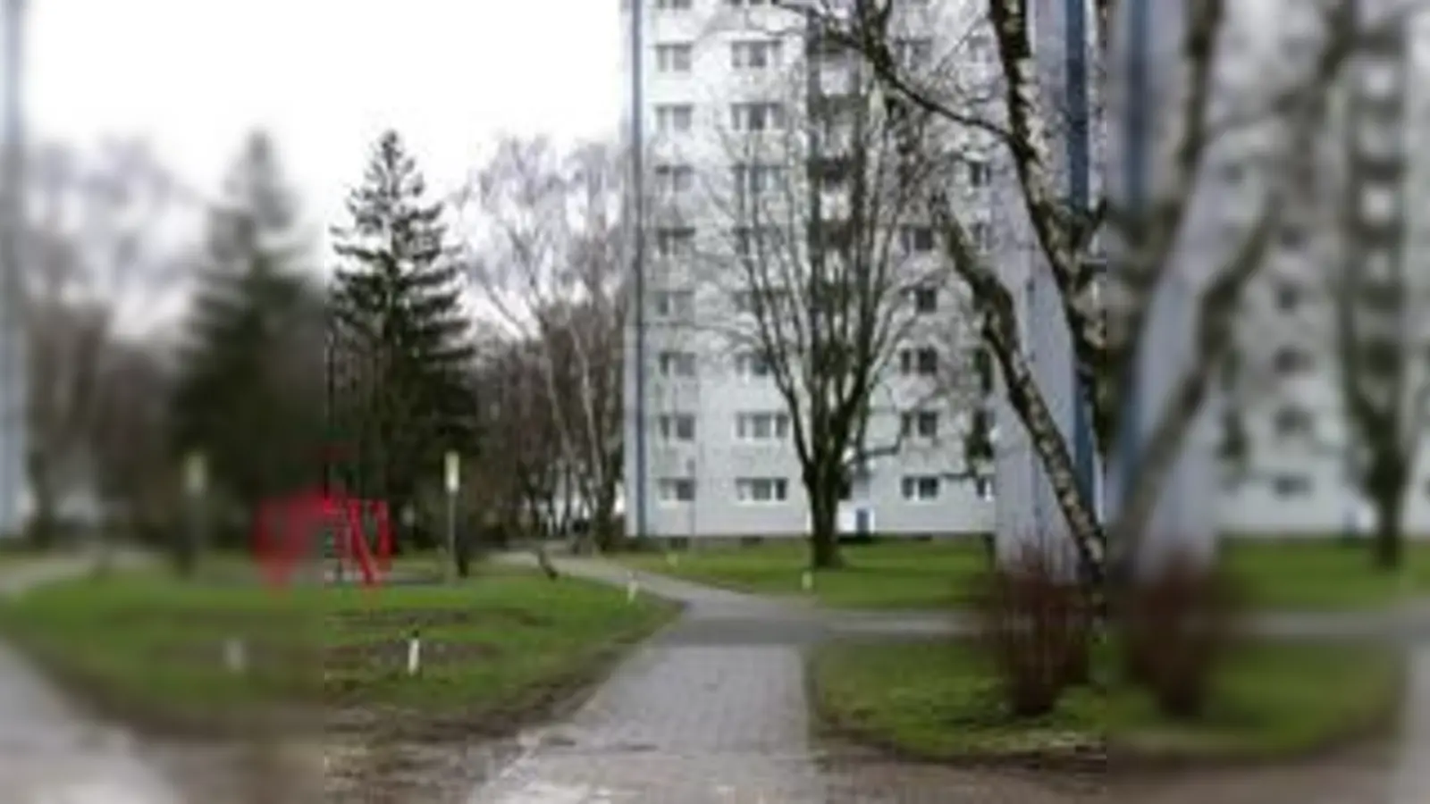 Rasende Radler und lärmende  (Foto: Eine Anwohnerin äußerte sich besorgt über die Atmosphäre an der Grohmannstraße wenn es dunkel wird. gf)