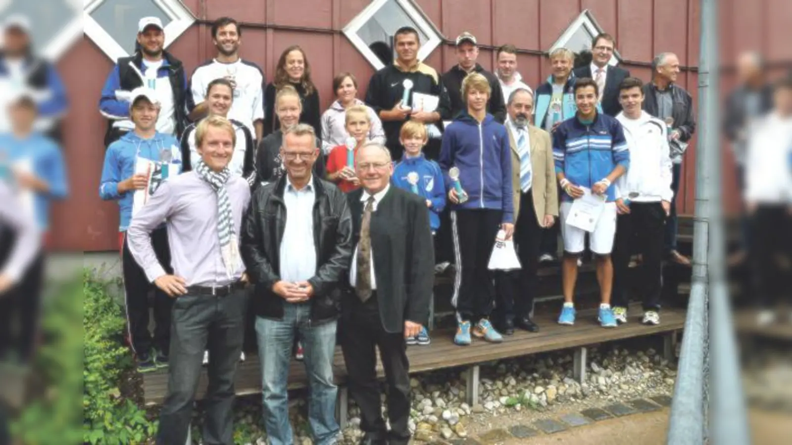 Bei den Tennis-LK-Meisterschaften in Eching gab es hochkarätige Matches in jeder Altersklasse.	 (Foto: VA)