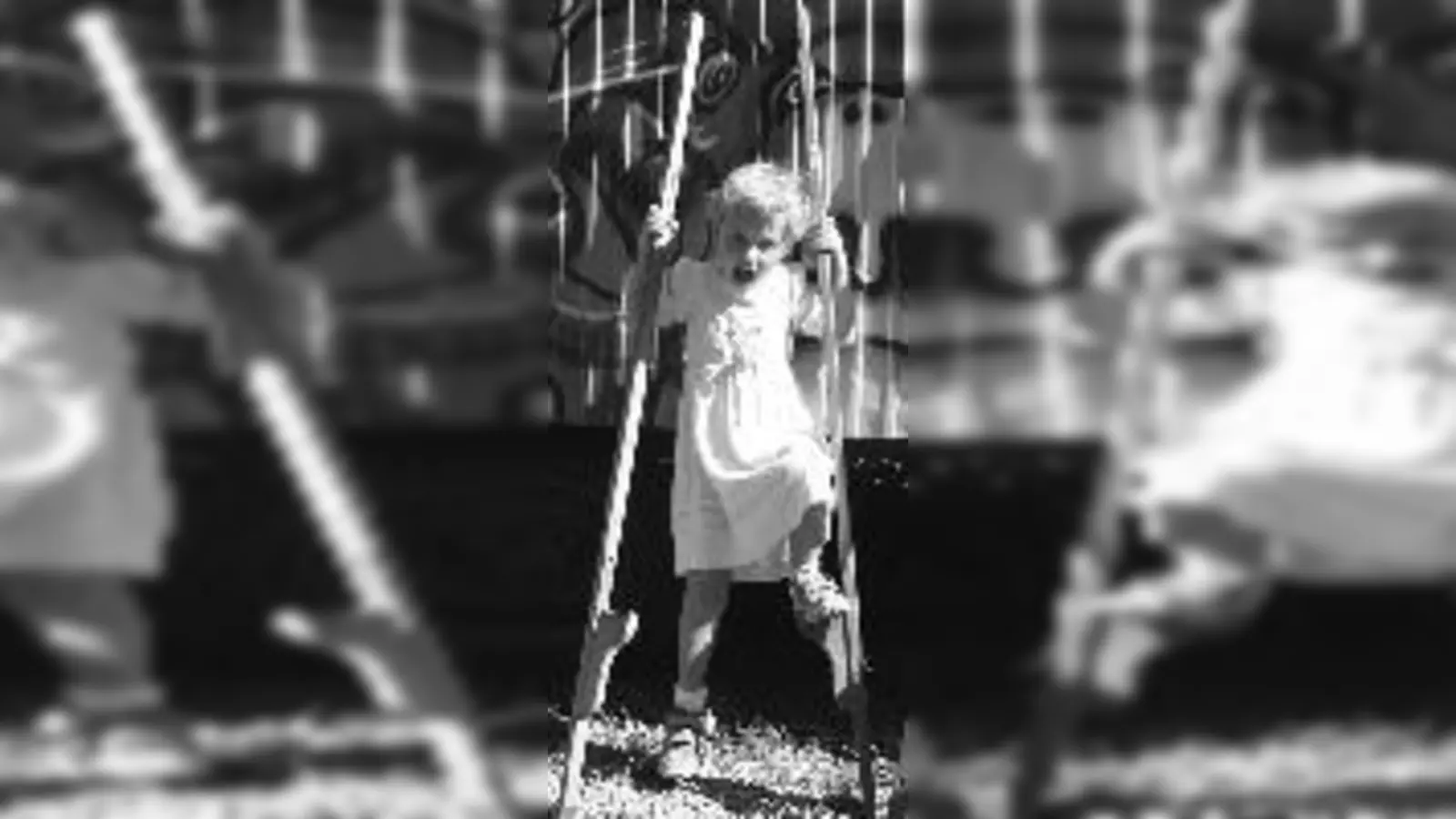 So einfach wie es aussieht ist es nicht: Stelzenlaufen will geübt sein.  (Foto: VA)