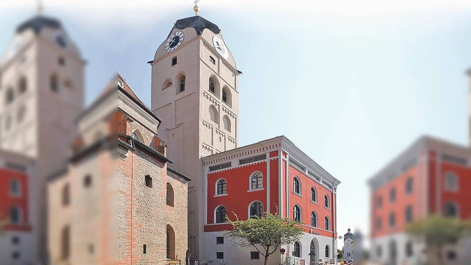 Der Stadtturm zu Erding prägt die Altstadt mit seinem erhabenen Erscheinungsbild.	 (Foto: Stadt Erding)