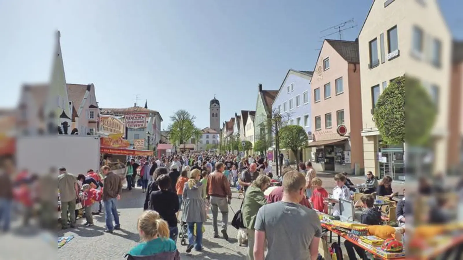 Der Erdinger Kinderflohmarkt erfreute sich immer großer Beliebtheit. Daran wird sich wohl nichts ändern.	 (Foto: Archiv, bb)