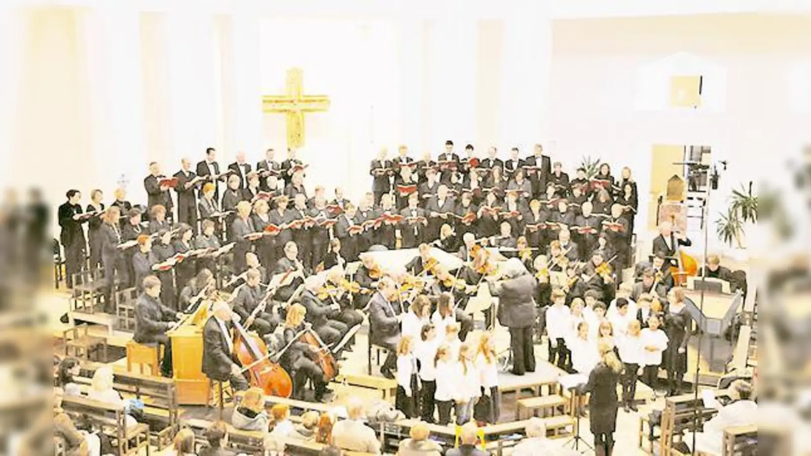Zwei Chöre, zwei Orchester, sieben Solisten und beim fulminanten Eingangschor auch noch mit einem zusätzlichen Kinderchor  bei seiner Passion nach Matthäus hat Bach in die Vollen gegriffen.	 (Foto: VA)