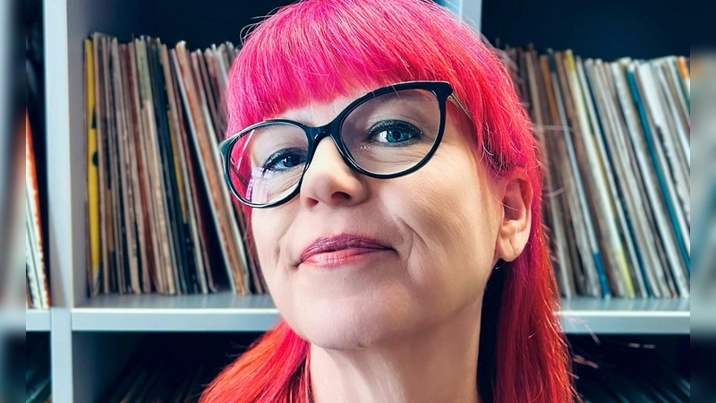 Alexandra Blöchl arbeitete lange als Journalistin, bevor sie sich für die Schriftstellerei entschied. (Foto: Bernhard Blöchl)