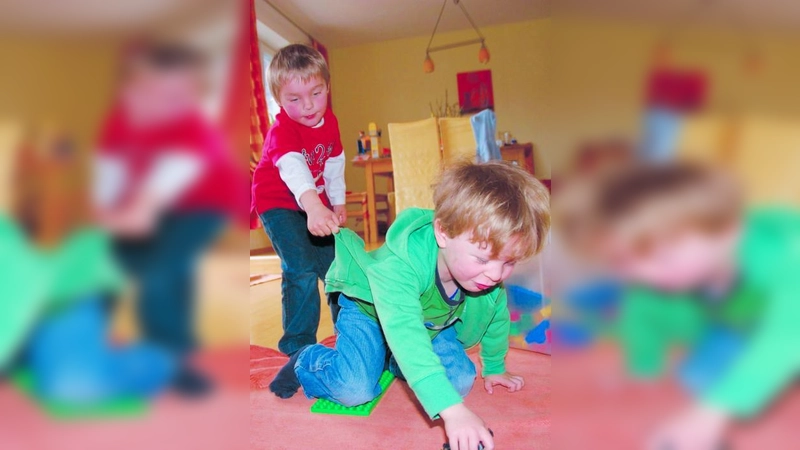 Wie viel Geld ist der Gesellschaft die Betreuung ihrer Kinder wert? (Foto: pixelio.de)