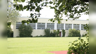 Die bestehenden Bauten sollen durch neue Gebäude ersetzt werden. (Foto: job)