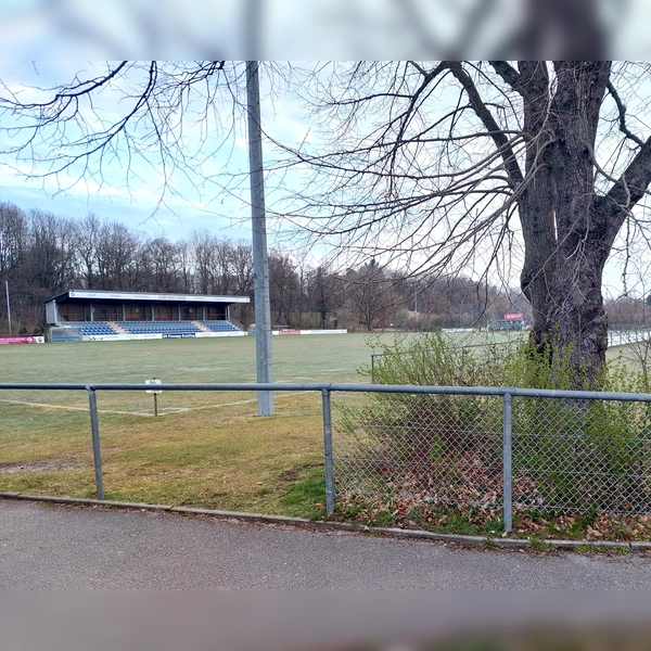 Hier ist für Spannung gesorgt: Im Georg-Heide-Stadion trifft der SV Planegg-Krailling zunächst auf den SV Dornach aus der Gemeinde Aschheim. (Archivbild: bas)