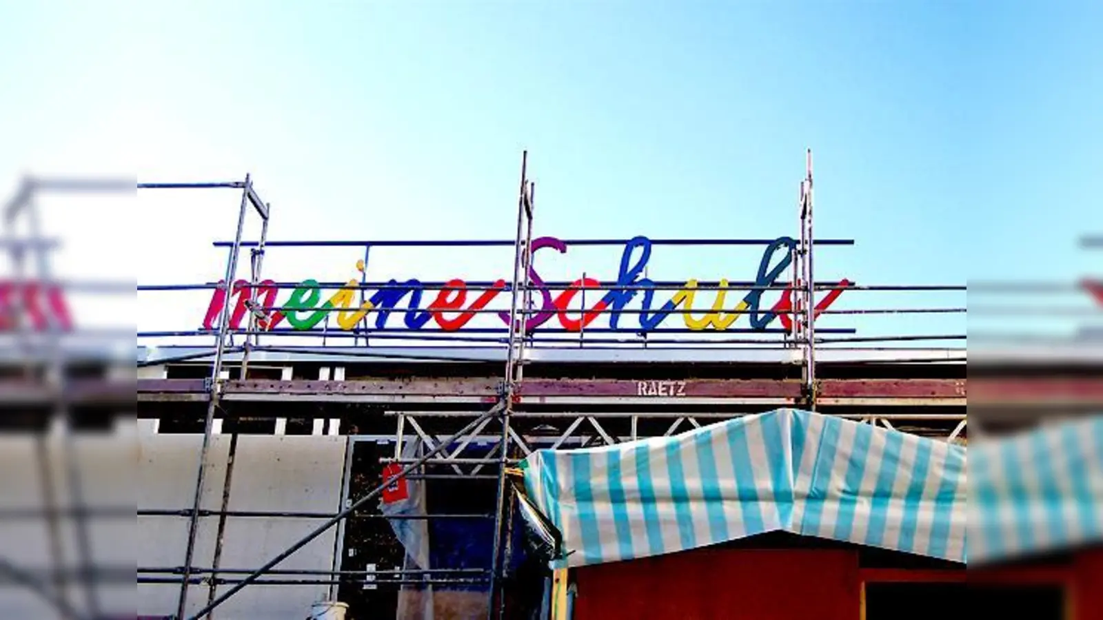 Halbzeit bei den Baumaßnahmen in der Grundschule Amphionpark am 1. November. 	 (Fotos: sd)