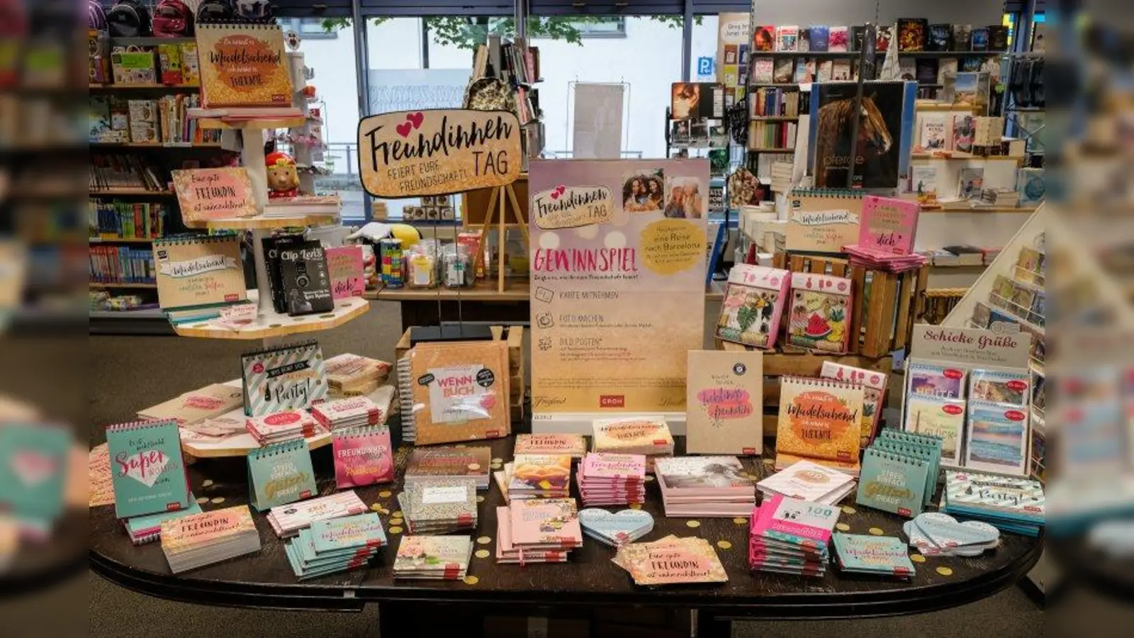 Die Germeringer Buchhandlung „LeseZeichen” beteiligt sich am Samstag, 8. September, am „Freundinnentag”. (Foto: Uwe von der Wehd)