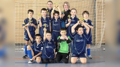 Stolze Turniersieger: Die F1-Junioren des SV Sentilo Blumenau. (Foto: pi)