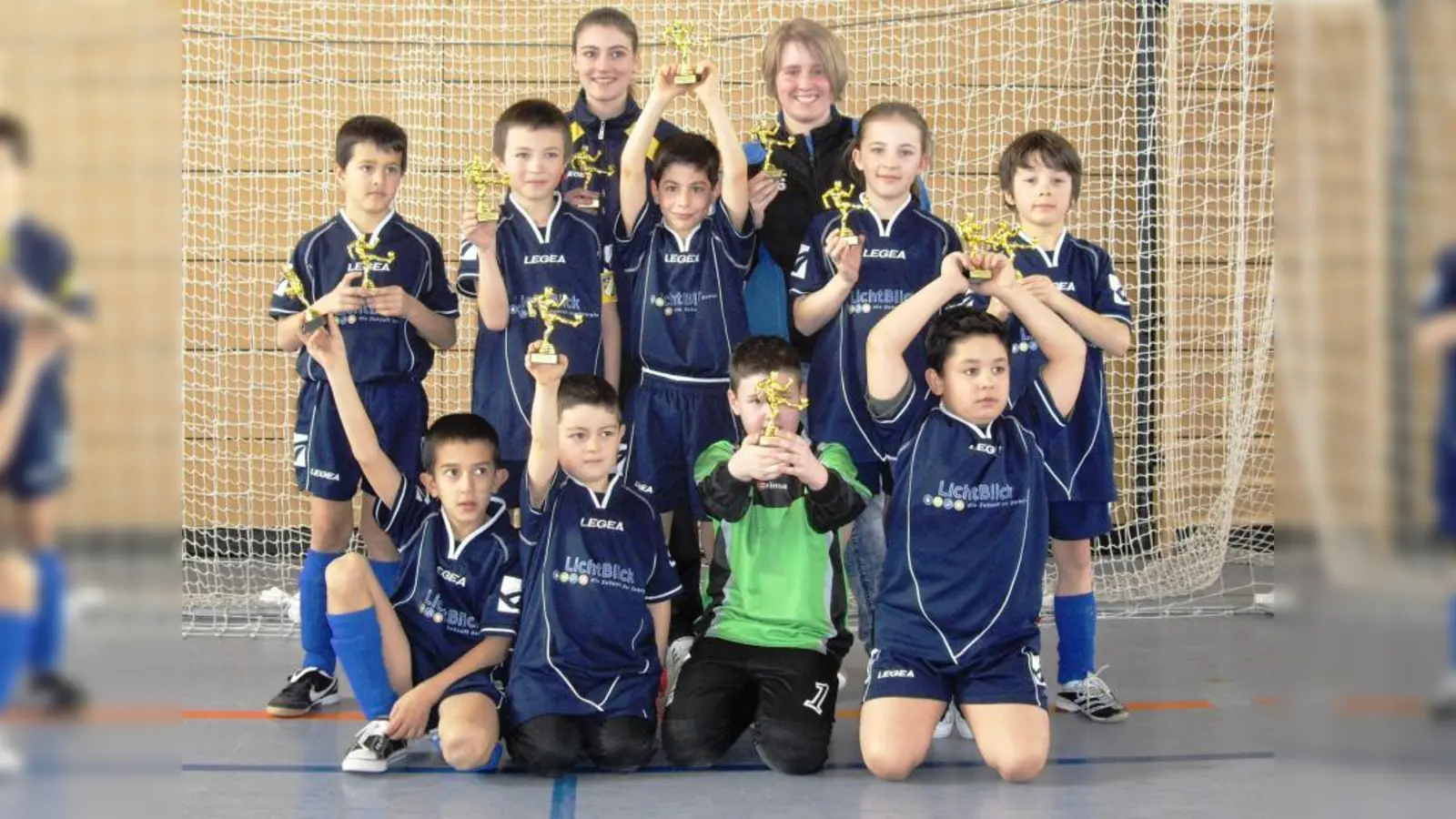 Stolze Turniersieger: Die F1-Junioren des SV Sentilo Blumenau. (Foto: pi)