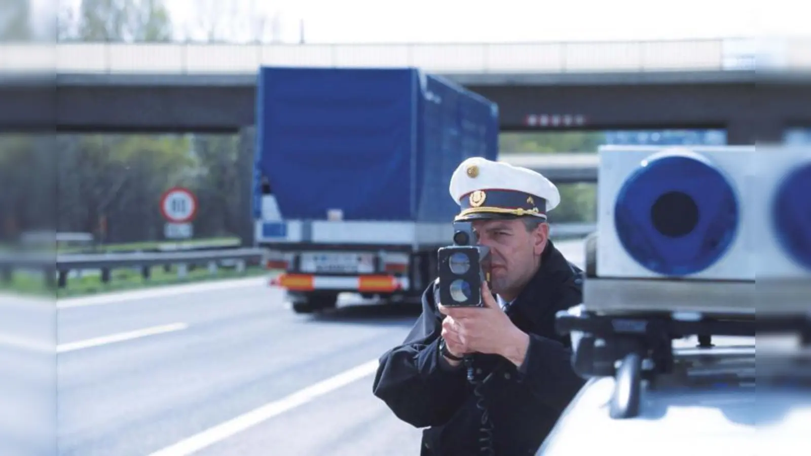 Im Ausland geblitzt? EU-Bescheide können auch in Deutschland eingetrieben werden. (Foto: imp)