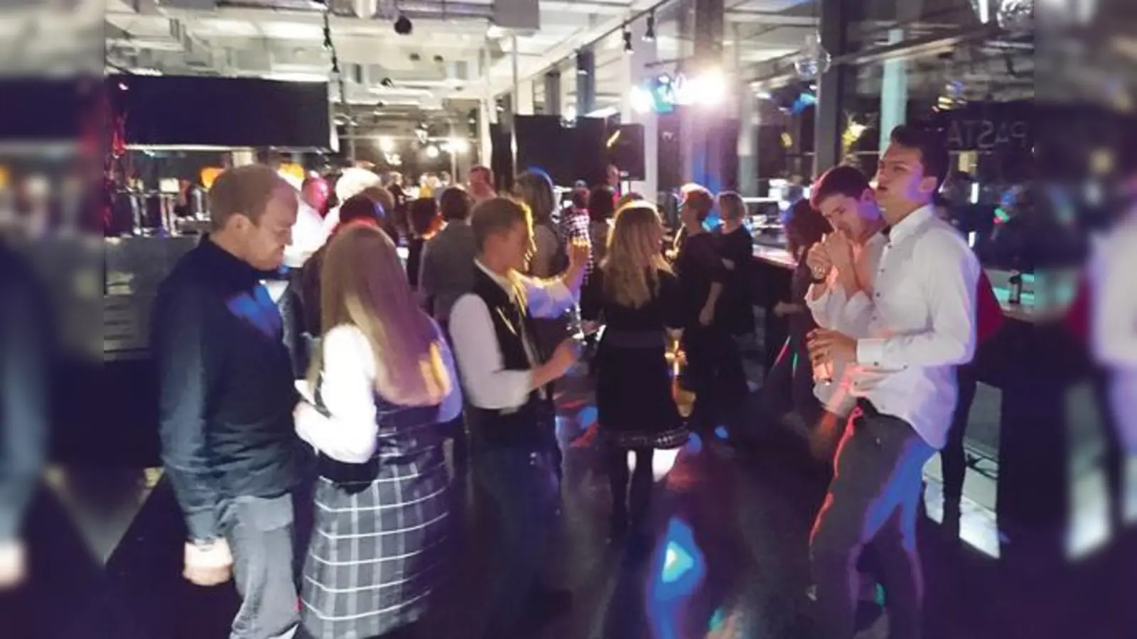 Bei der Garchinger Sportlerparty herrschte ausgelassene Stimmung bei fetziger Musik.	 (Foto: Stadt Garching)