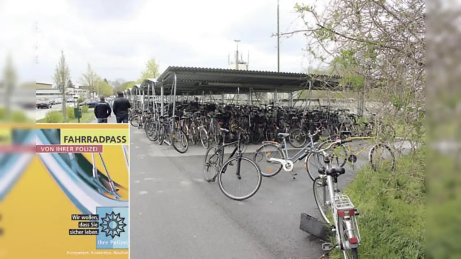 Auch an vermeindlich »sicheren« und öffentlichen Plätzen  wie hier am Bahnhof Feldkirchen  kommt es zu Fahhraddiebstählen.	 (Foto: Stefan Dohl / Polizei)