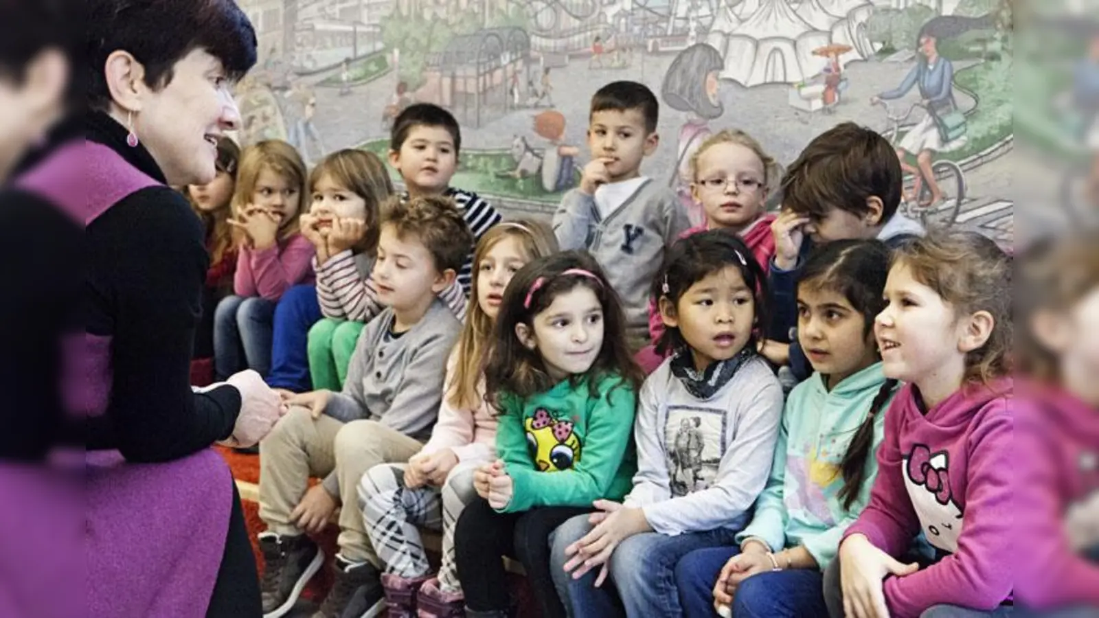 Jeden Donnerstag liest Gülay Savasci in türkischer Sprache vor. (Foto: pi (Archiv))