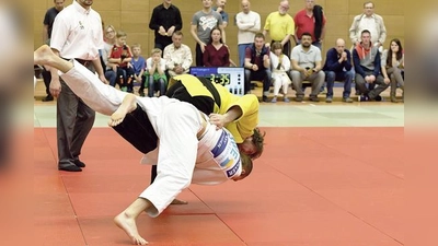 Die Judokas der SF Harteck stehen vor ihrer letzten Kampfbegegnung.	 (Foto: Verien)
