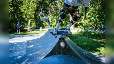 So macht's Spaß: In die Neugestaltung des Skateparks wurde der Verein Skateboarding München eingebunden. (Foto: Peter Schinzler)