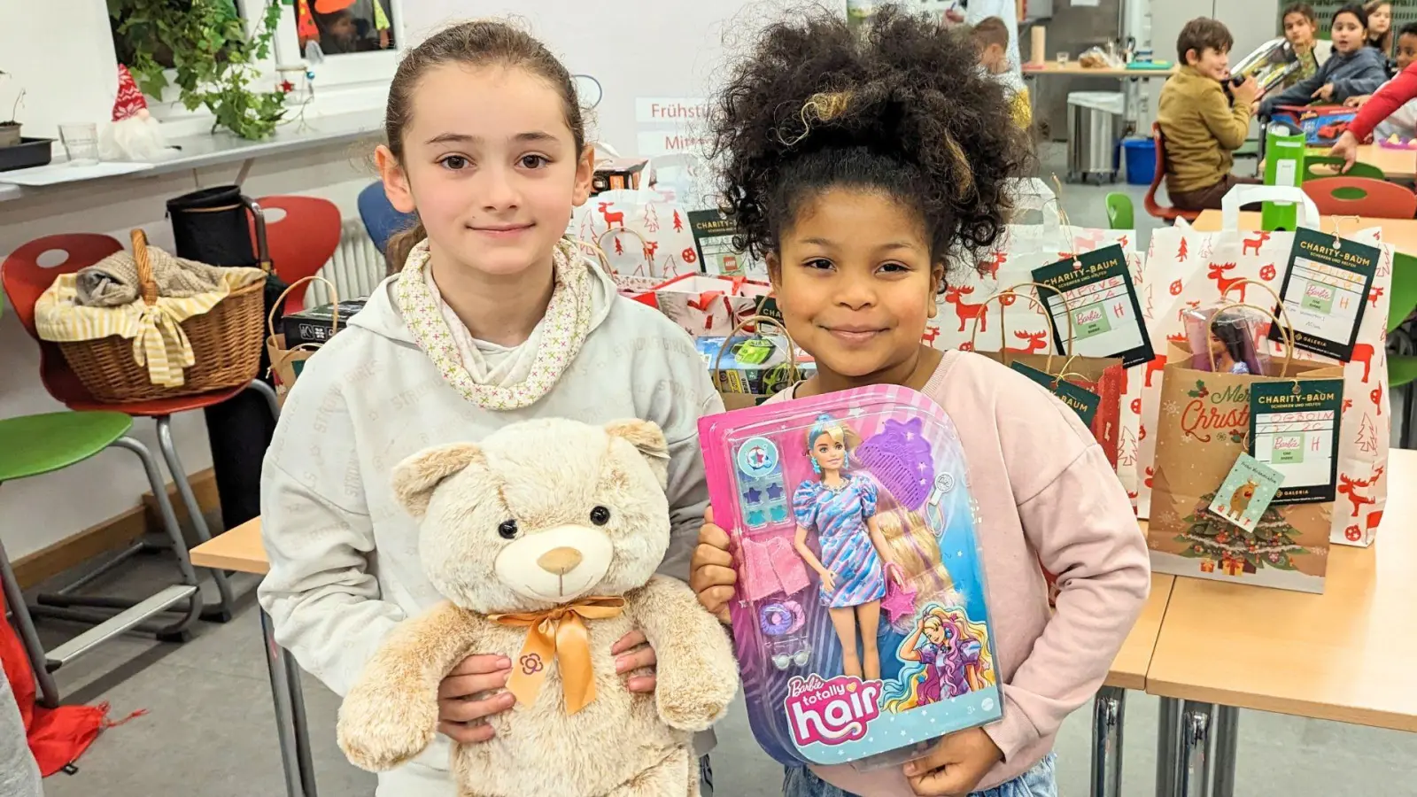 Die Deutsche Lebensbrücke möchte mit den Lesern vielen Kindern eine kleine Weihnachtsfreude machen.  (Foto: Deutsche Lebensbrücke)