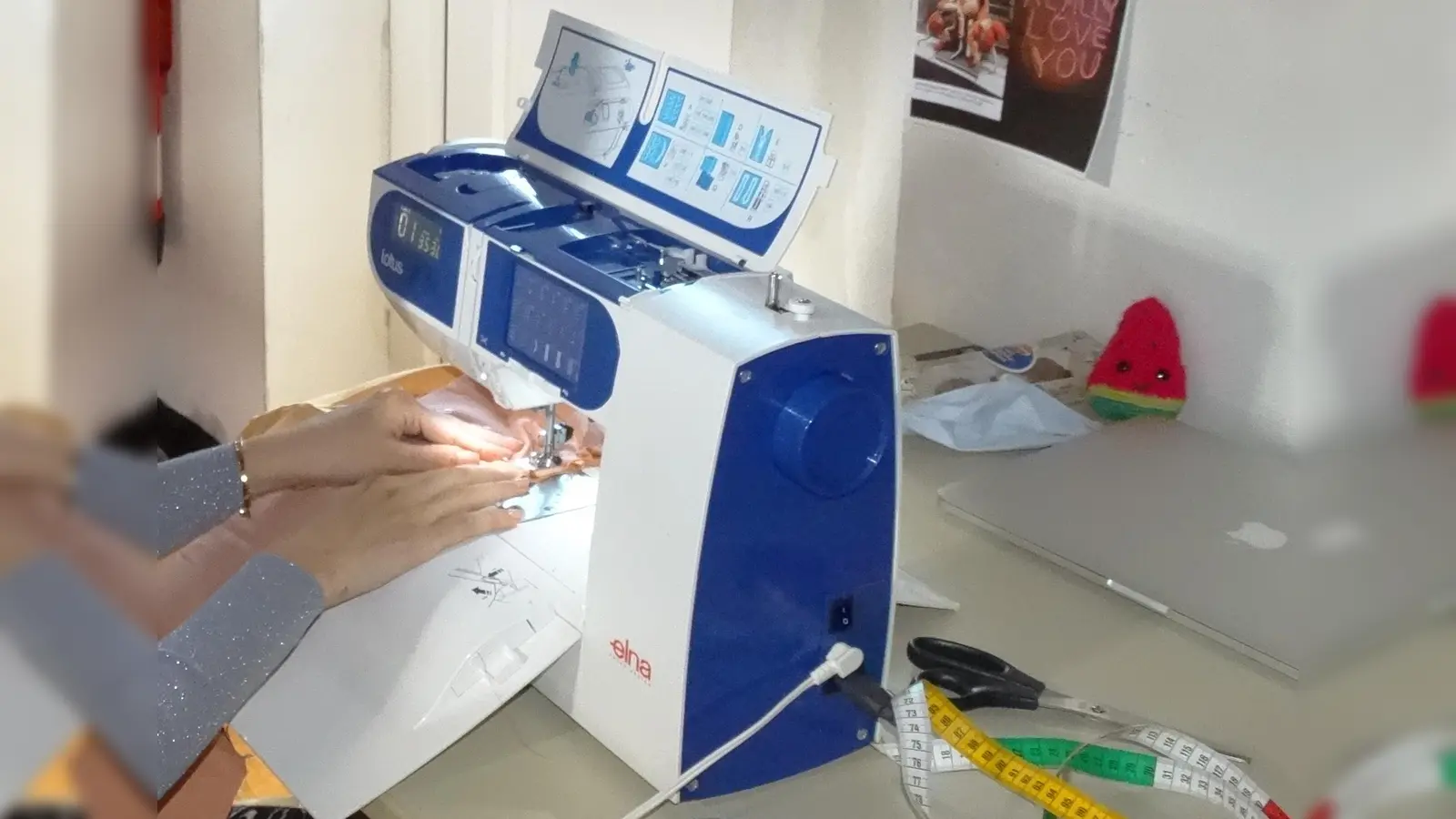 Wer gerne näht, ist beim „freien Nähen mit Marlies” willkommen.  (Foto: tab)