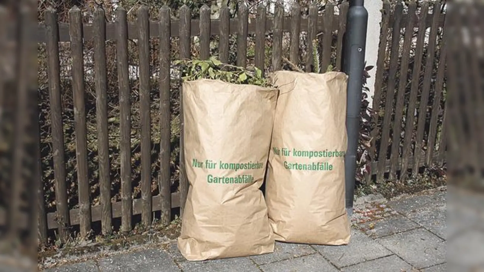 Das Gartenabfall-Mobil holt den Herbstschnitt kostenfrei vor den Haustüren ab.	 (Foto: Gemeinde Haar)