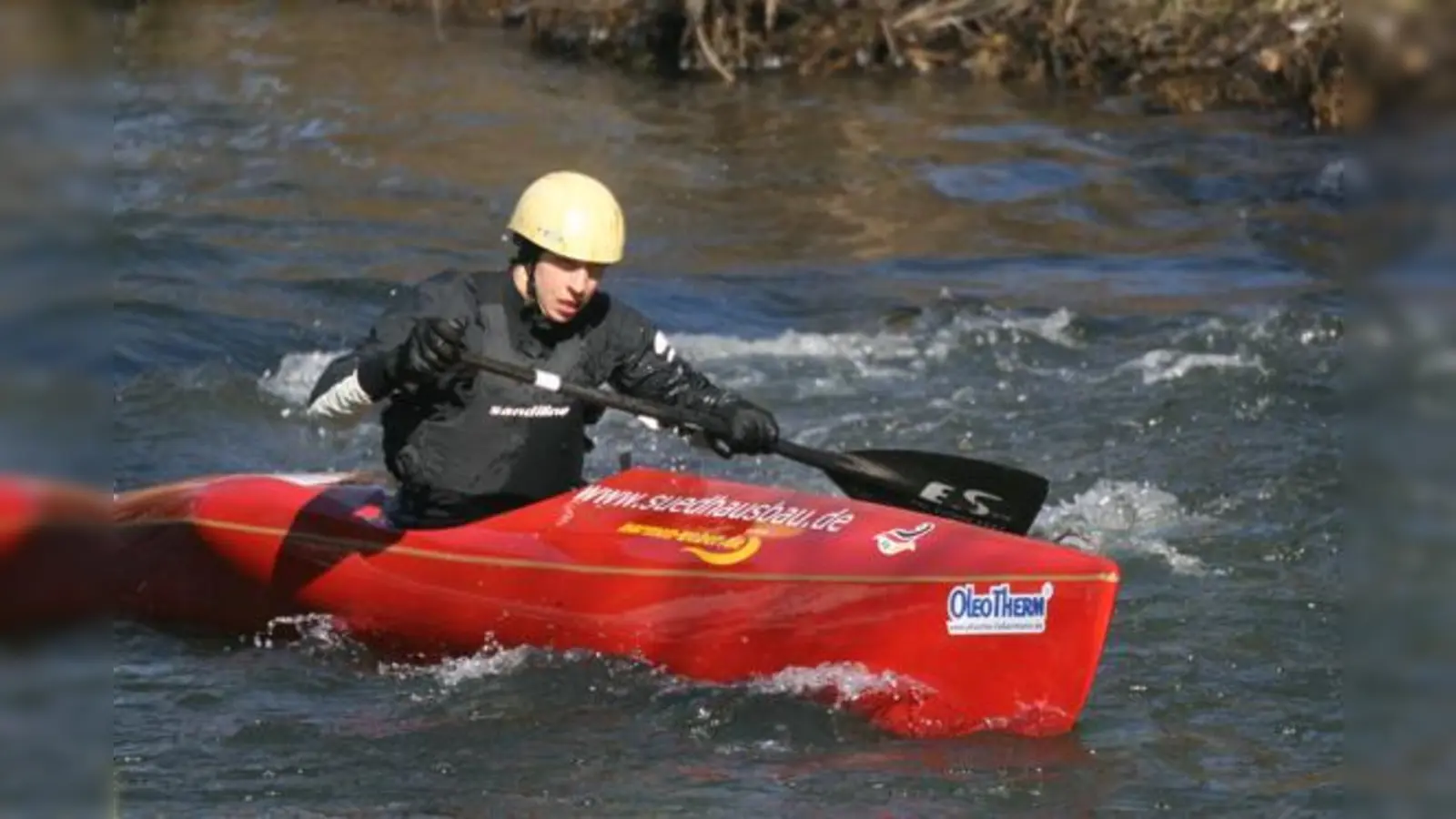 Wildwasserfahrer Janosch Plathner fuhr beim Saisonauftakt an der Sülz auf den 2. Platz.  (Foto: Privat)