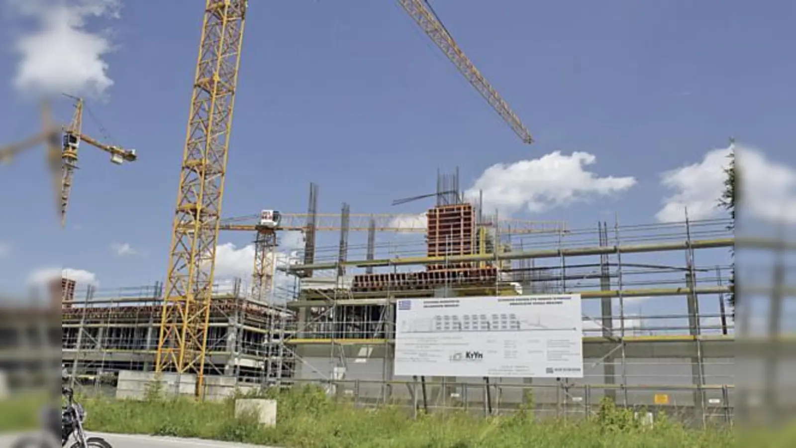 Die Planungen zum Bau der griechischen Schule in Berg am Laim sind nun endgültig vom Tisch. Auf der Fläche könnte jetzt ein Gymnasium gebaut werden.	 (Foto: js)