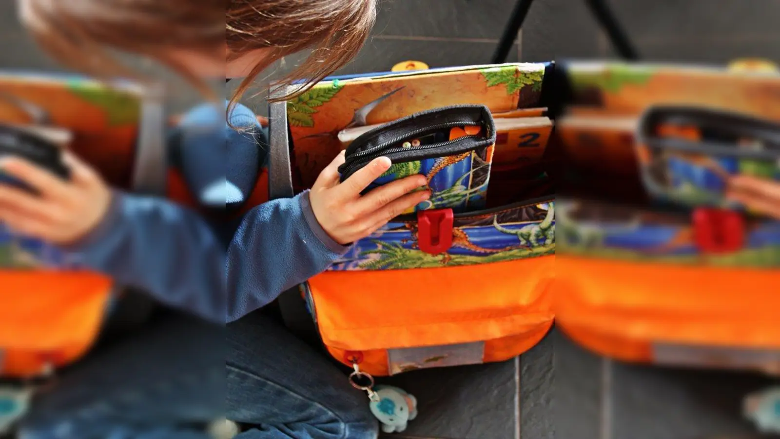 Drei Wochen lang packten die Schüler der 3d allmorgendlich ihre Schulranzen, ohne zu wissen, wer sie heute unterrichten wird. (Foto: birgitta hohenester_pixelio.de)