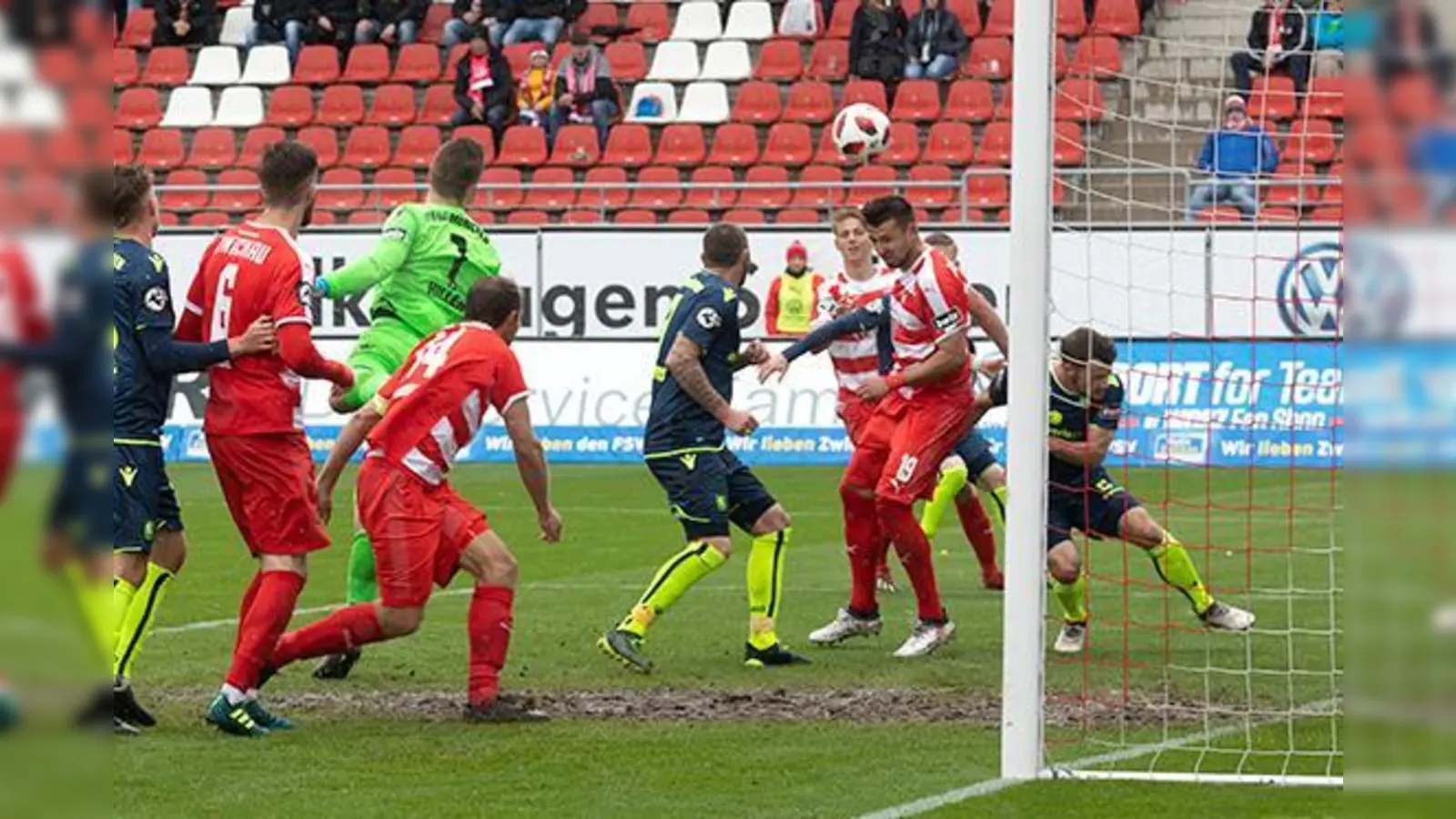 Die Entscheidung im Spiel: Davy Frick trifft zum 4:2.  (Foto: Anne Wild)