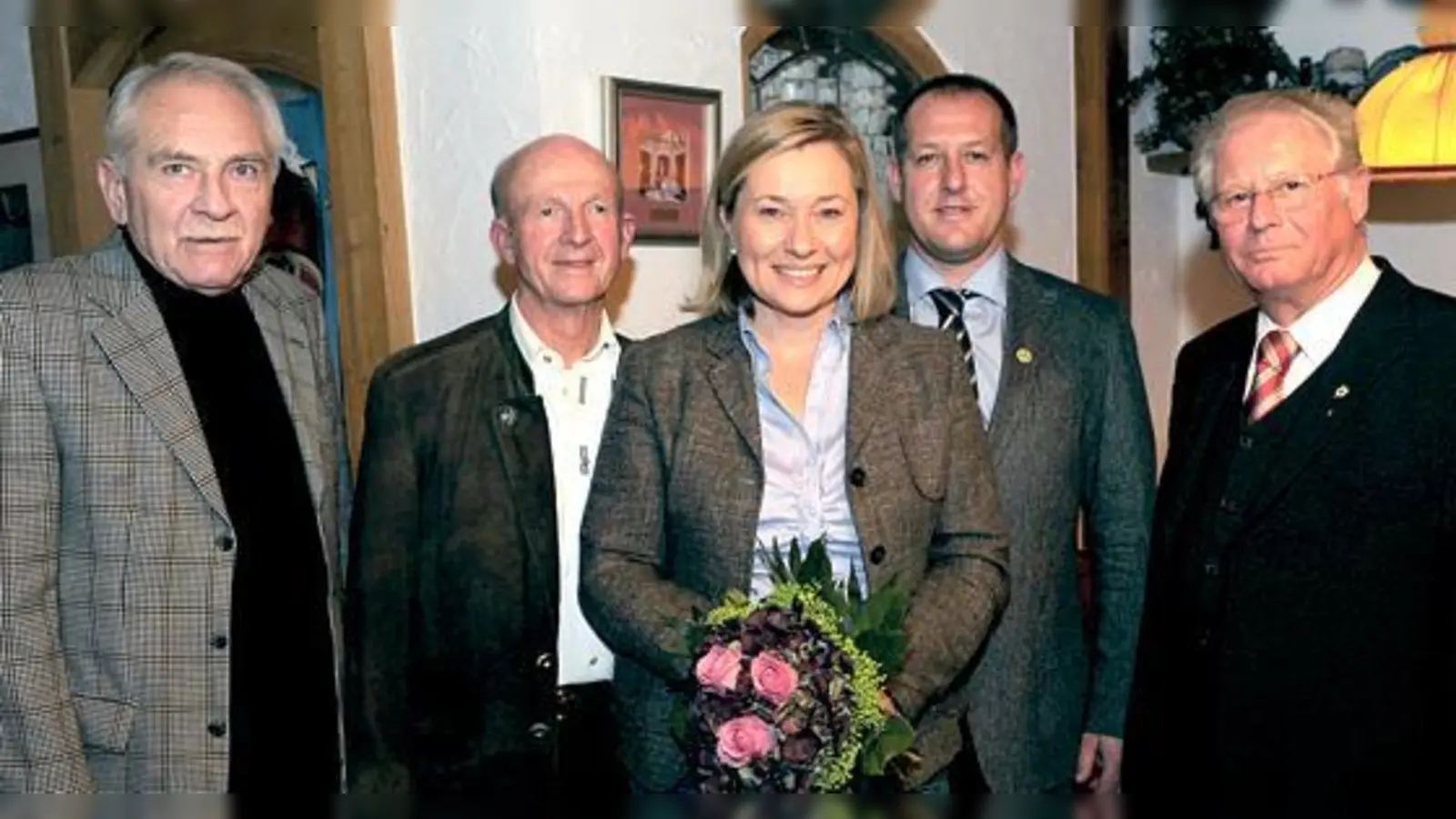 Geehrt und ausgezeichnet wurden Wilhelm Schaufler, Peter Kipfelsberger, Doris Rauscher, Heiko Thimm und Ulrich Rudelbach (v. l.) .	  (Foto: Jürgen Rossmann)