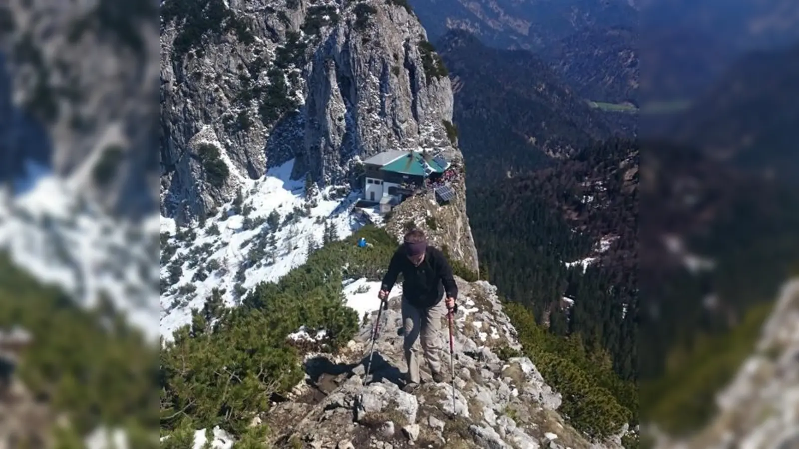 Tegernseer Hütte, Roß- und Buchstein sind jeden Bergliebhaber ein Begriff. An Wochenenden kann es hier ganz schön zugehen.	 (Foto: Stefan Dohl)