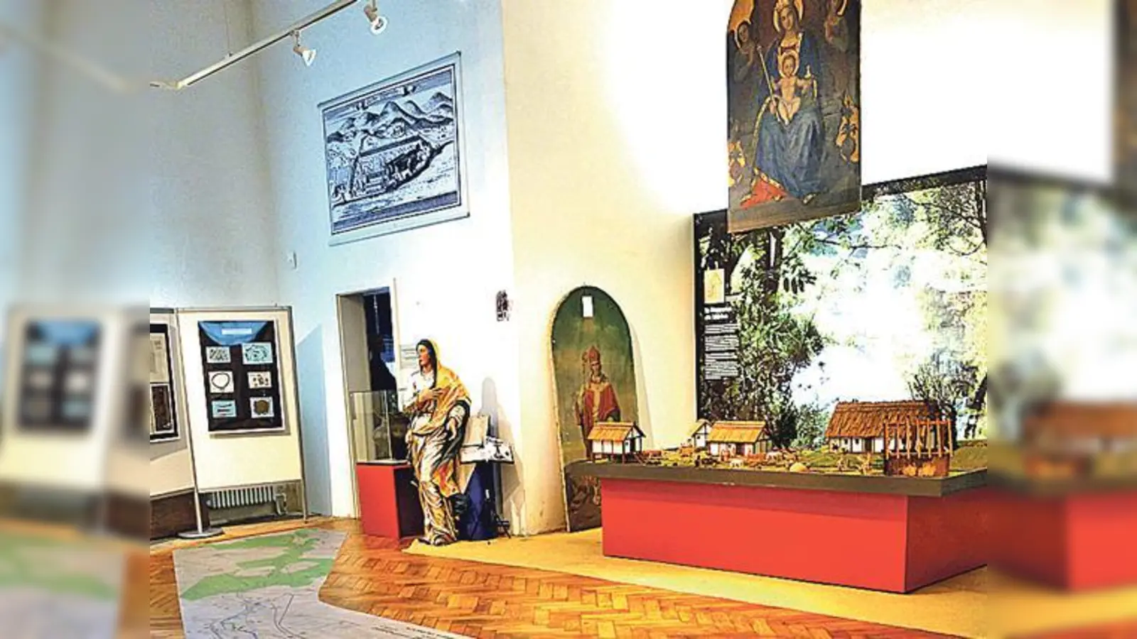 Auf einer Länge von zehn Metern findet man nun eine Darstellung des Hachinger Bachs im Unterhachinger Heimatmuseum. 	 (Foto: oh)