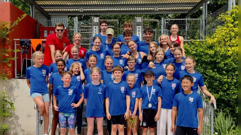 Die Schwimmerinnen und Schwimmer der SSG Neptun Germering erzielten hervorragende Ergebnisse bei den Oberbayerischen Jahrgangsmeisterschaften in Germering. (Foto: SSG Neptun)