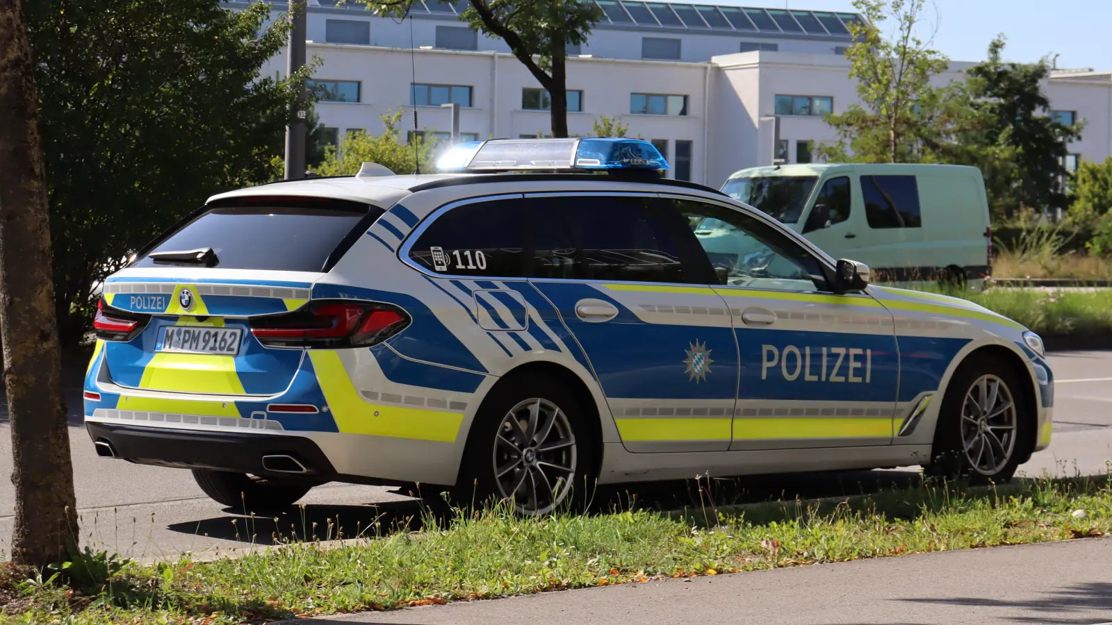 Eine wilde Flucht vor der Polizei endete für einen 18-Jährigen mit mehreren Anzeigen. (Symbolbild: mha)