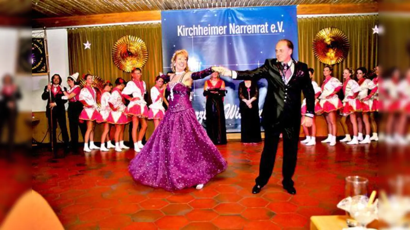 Der Walzer des Prinzenpaars ist immer einer der  Höhepunkte der Kirnarra-Auftritte.	 (Foto: VA)