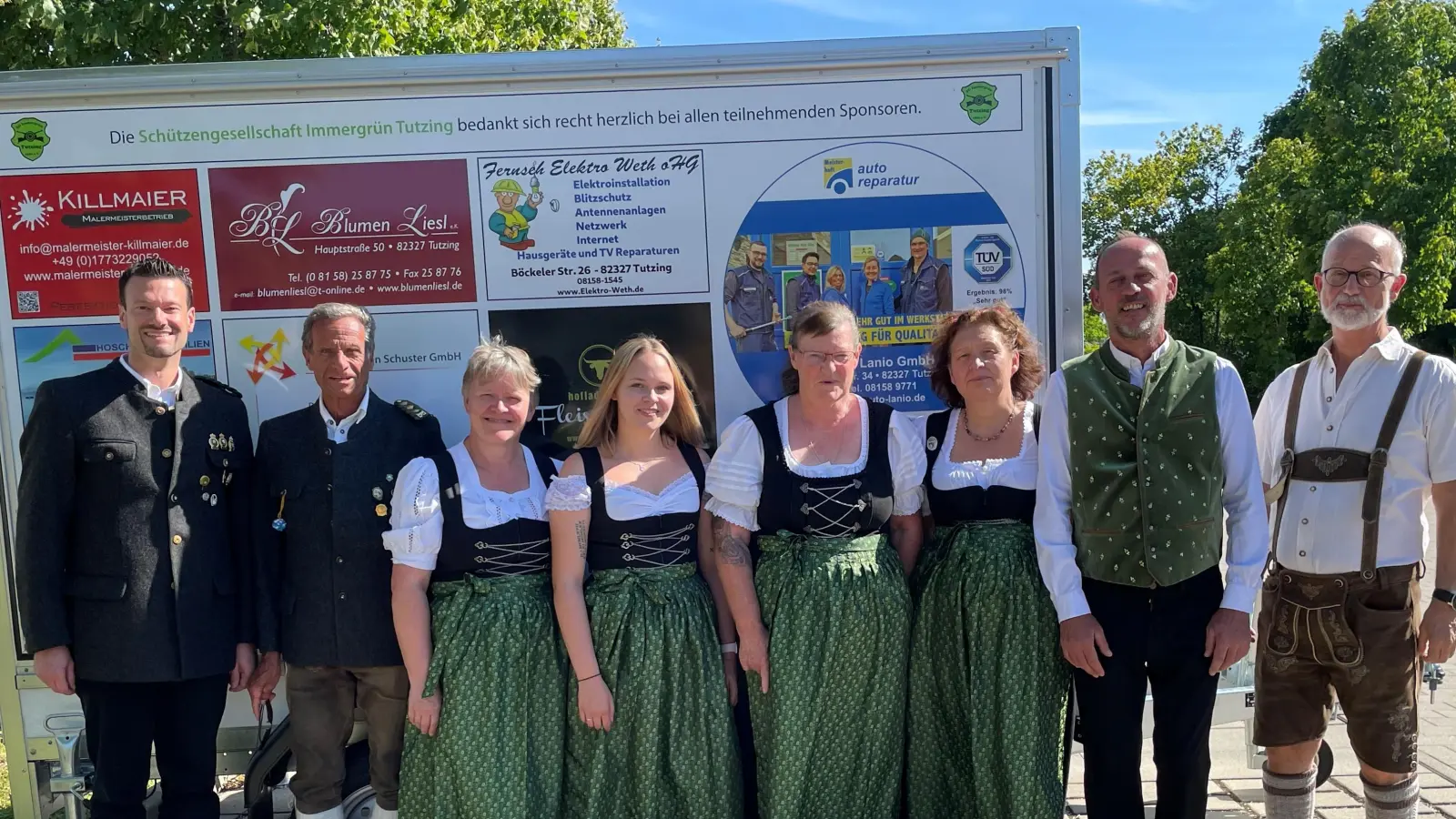 Sind im Vorstand aktiv (von links): Armin Ohr, Ernst Linzinger, Kathrin Förster, Lisa Förster, Angie Ainöder, Carmen Reder, Karsten Förster und Richard Willbold. (Foto: Immergrün Tutzing)