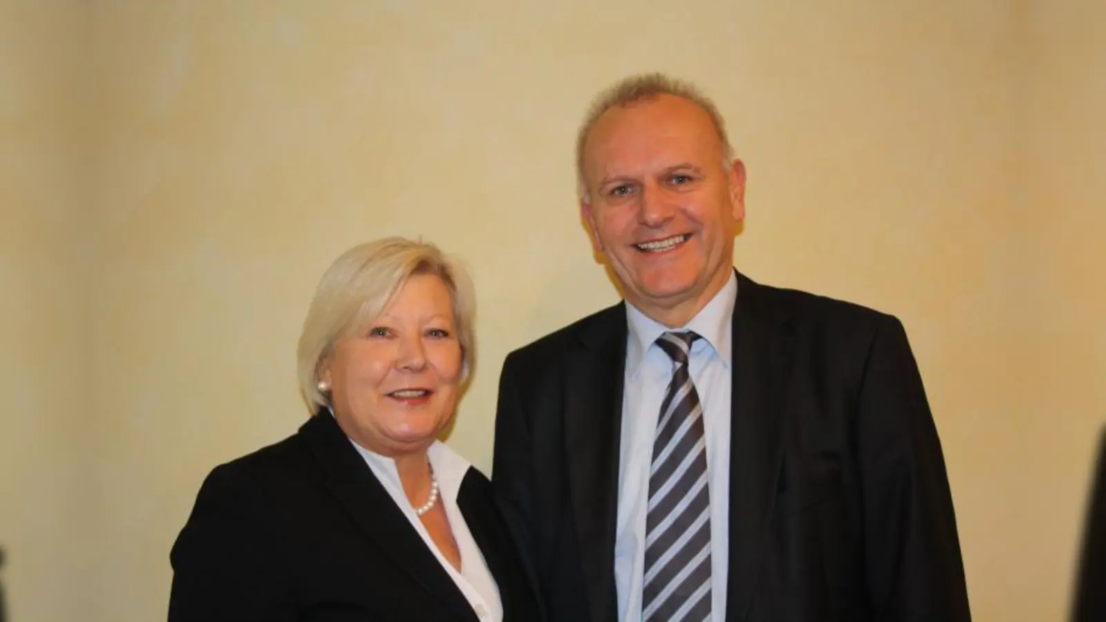 Gerlinde und Werner Persch freuen sich auf ihr neues Büro im neuen „Fürst 51”. (Foto: E.S.)