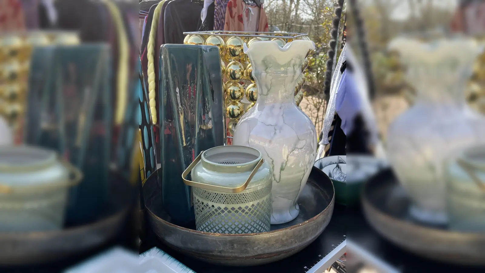 Endlich wieder Flohmarktfreuden in Brunnthal. Am 10. Juni darf wieder gebummelt werden. (Foto: hw)