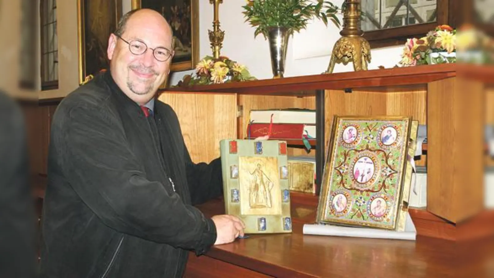 Bernhard Stürber möchte in seinem Amt als Domzeremoniar die »Strahlkraft« des Gottesdienstes weitergeben.	 (Foto: scy)