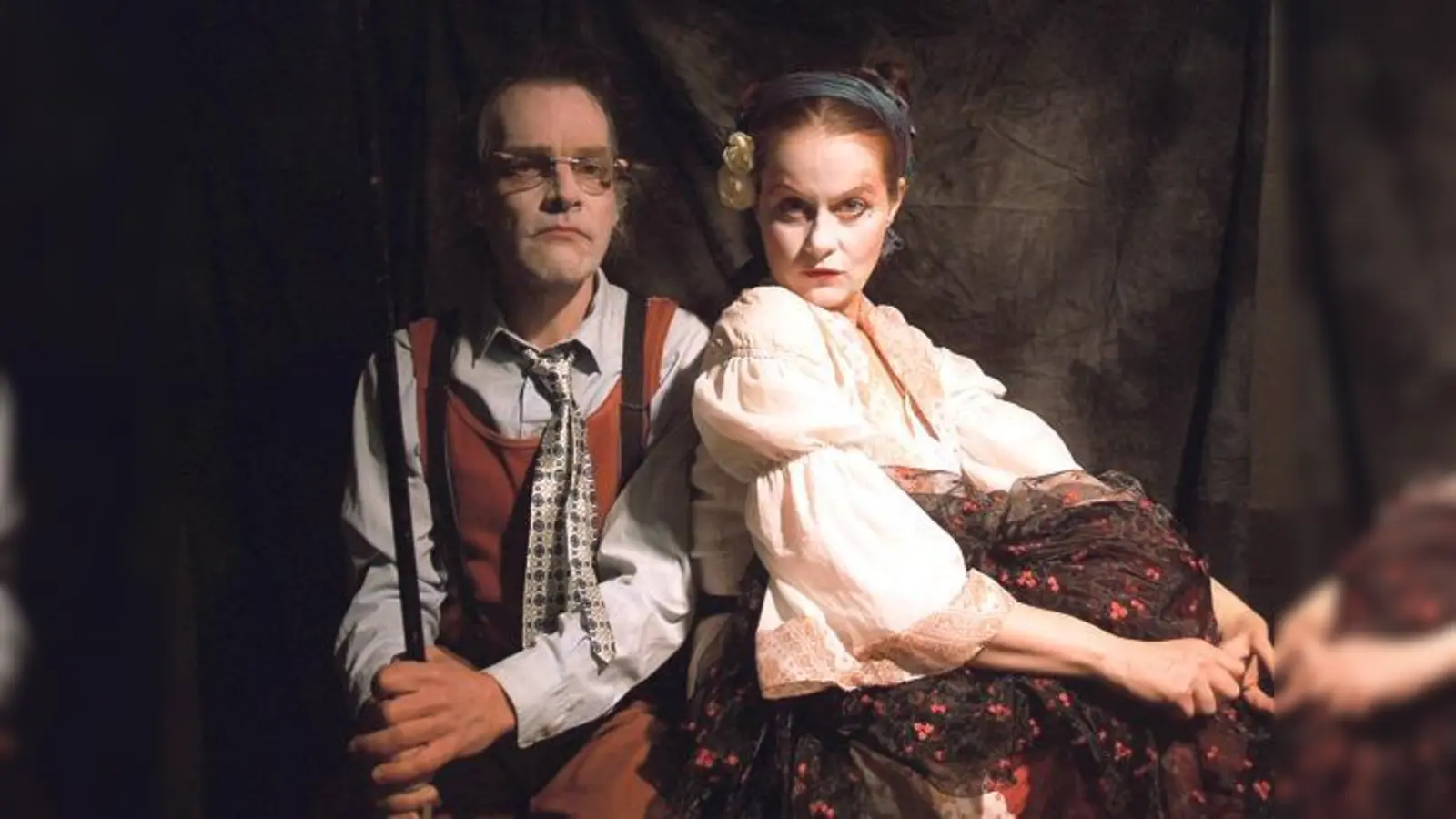 Die Groteske nimmt den Militarismus und Nationalismus auf die Schippe.	 (Foto: VA)